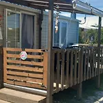 Camping Mobil Le Castellas Bertrand /stehlin Sète