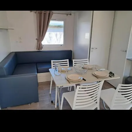 Mobil Le Castellas Bertrand /stehlin Campingplads
