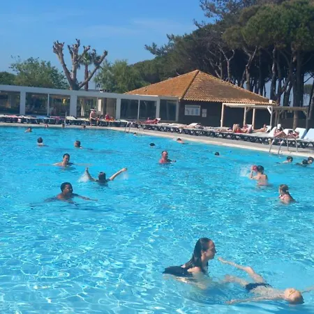 Mobil Le Castellas Bertrand /stehlin Сет